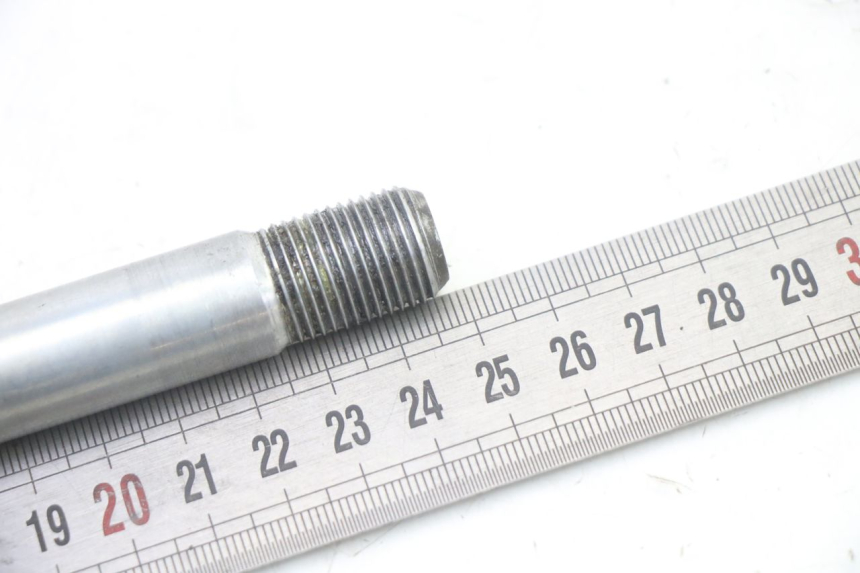 photo de AXE ROUE AVANT SUZUKI SV S 650 (2003 - 2009) - Autre angle de vue