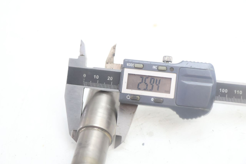 photo de AXE ROUE AVANT KTM SX 85 (2018 - 2024) - Points de fixation
