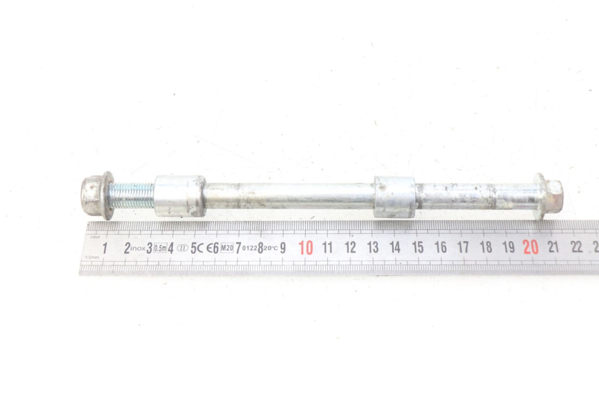 photo de AXE ROUE AVANT NITRO MOTORS THUNDER 125 - Gros plan technique