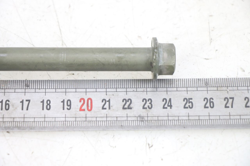 photo de AXE ROUE AVANT PEUGEOT TWEET 4T 50 (2014 - 2019) - Détail de la pièce