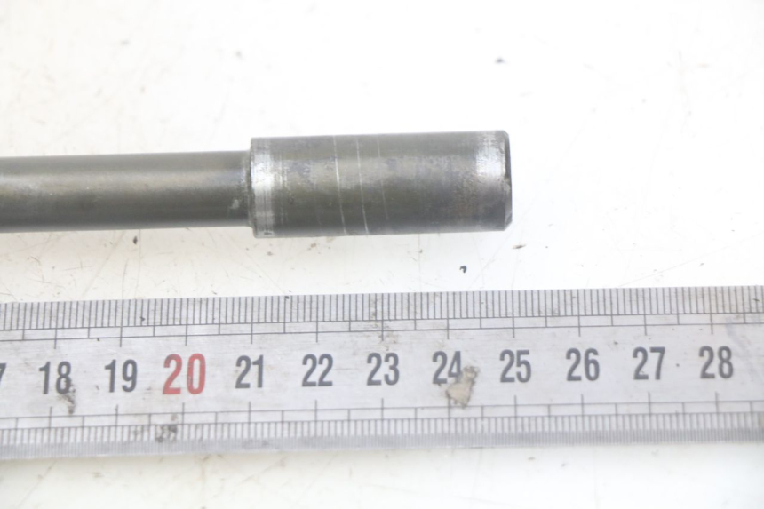 photo de AXE ROUE AVANT MOTRAC URBAN 4T 50 (2016 - 2024) - Autre angle de vue