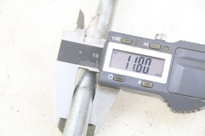 photo de AXE ROUE AVANT SYM X-PRO 4T 50 (2014 - 2021) - Détail de la pièce