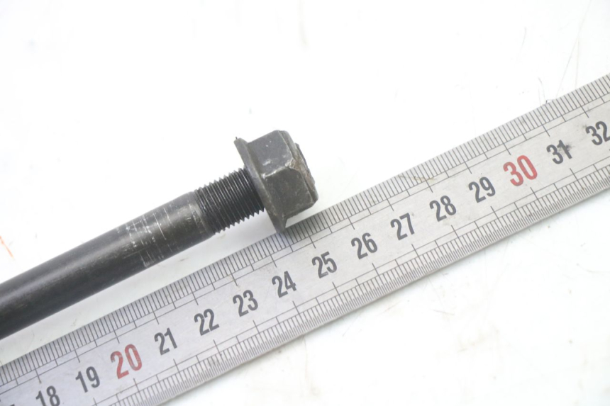 photo de AXE ROUE AVANT HONDA X8R 50 (1998 - 2003) - Autre angle de vue