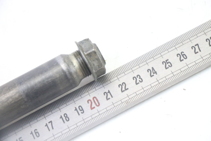 photo de AXE ROUE AVANT YAMAHA YZ-F YZF 250 (2014 - 2018) - Autre angle de vue