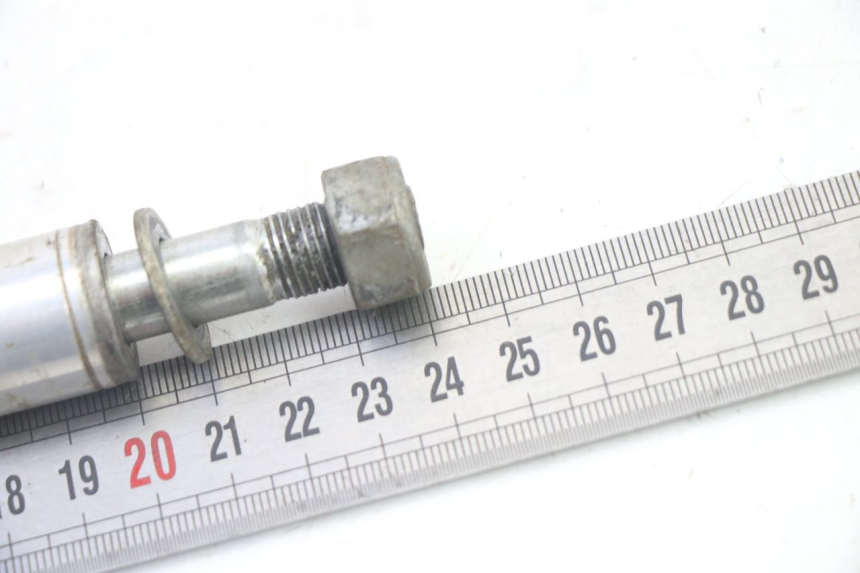 photo de AXE ROUE AVANT YAMAHA YZ 85 (2022 - 2025) - Autre angle de vue