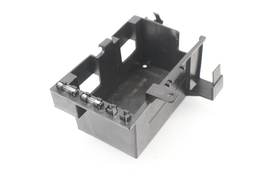 photo de BAC A BATTERIE KYMCO AGILITY CITY 16P 125 (2015 - 2021) - Autre angle de vue