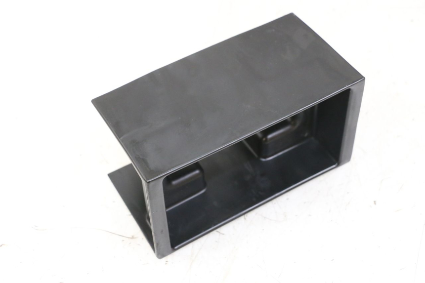 photo de BAC A BATTERIE APRILIA SR MOTARD 50 (2012 - 2018) - Détail de la pièce