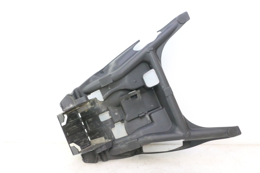 photo de BAC A BATTERIE SUZUKI BURGMAN EXECUTIVE ABS 650 (2006 - 2012) - Vue principale