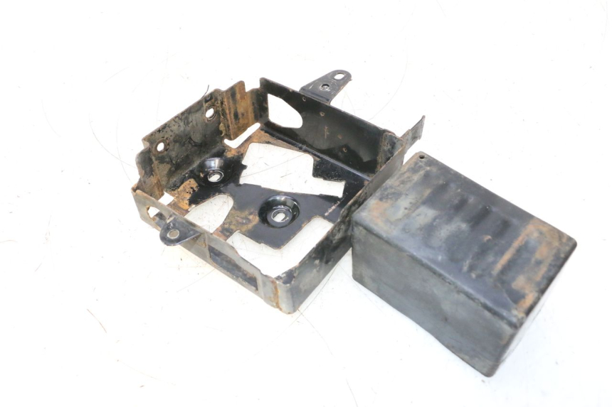 photo de BAC A BATTERIE HONDA CB TWO FIFTY 250 (1991 - 2002) - Détail de la pièce
