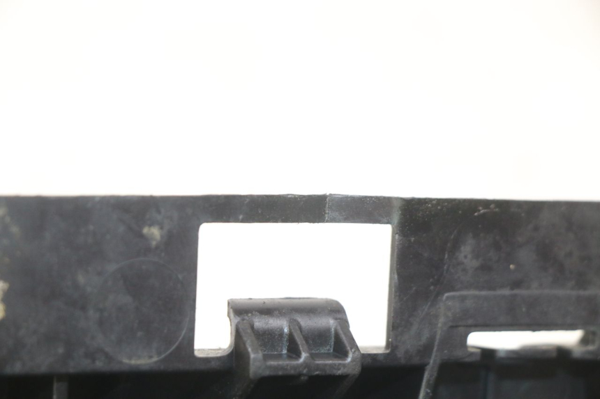 photo de BAC A BATTERIE PEUGEOT CITYSTAR 2T 50 (2018 - 2021) - Gros plan technique