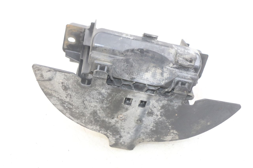 photo de BAC A BATTERIE PEUGEOT CITYSTAR 125 (2011 - 2017) - Zoom état d’usage