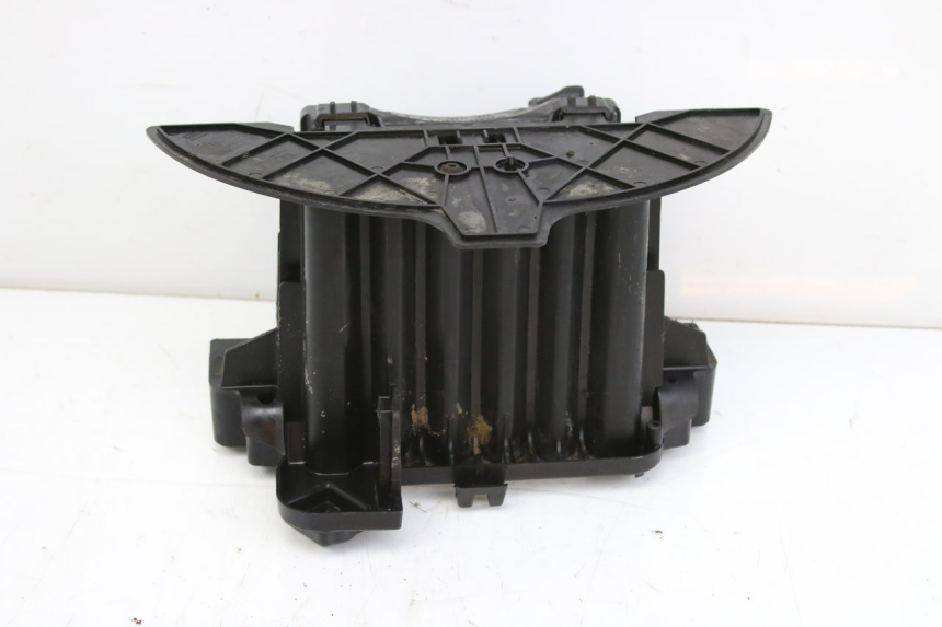 photo de BAC A BATTERIE PEUGEOT CITYSTAR 50 (2013 - 2017) - Gros plan technique