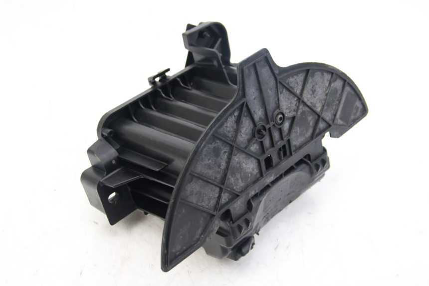 photo de BAC A BATTERIE PEUGEOT CITYSTAR 50 (2013 - 2017) - Vue rapprochée