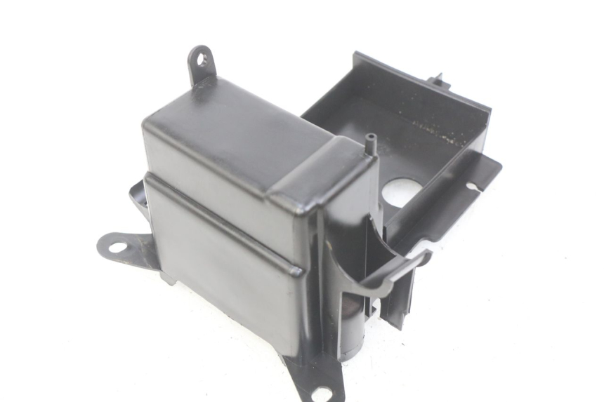 photo de BAC A BATTERIE SUZUKI CP 80 (1985 - 1996) - Zoom état d’usage