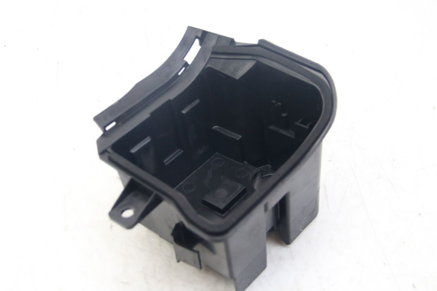 photo de BAC A BATTERIE YAMAHA D'ELIGHT DELIGHT 125 (2017 - 2020) - Zoom état d’usage