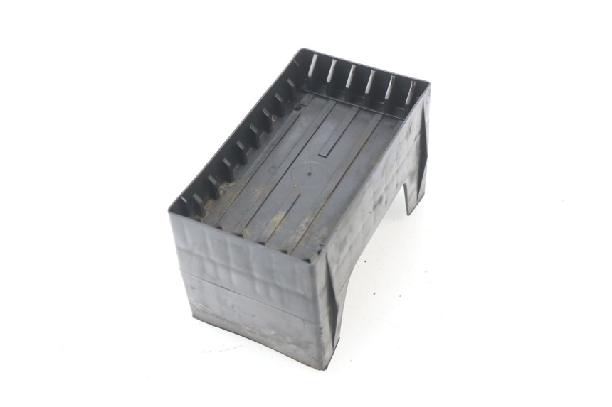 photo de BAC A BATTERIE PEUGEOT ELYSEO 50 (1998 - 2001) - Détail de la pièce