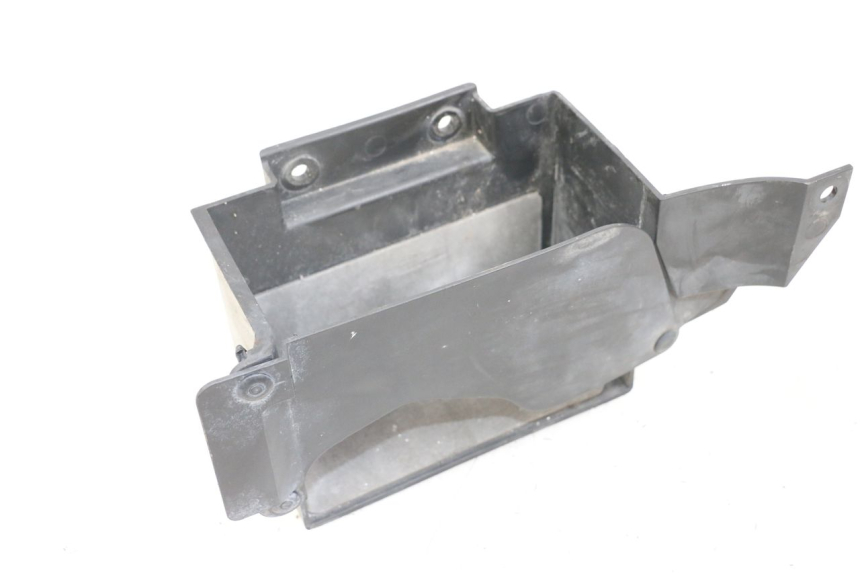 photo de BAC A BATTERIE YAMAHA FJR ABS 1300 (2006 - 2012) - Gros plan technique