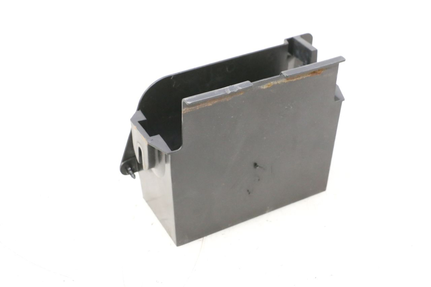 photo de BAC A BATTERIE YAMAHA FJR 1300 (2001 - 2005) - Gros plan technique