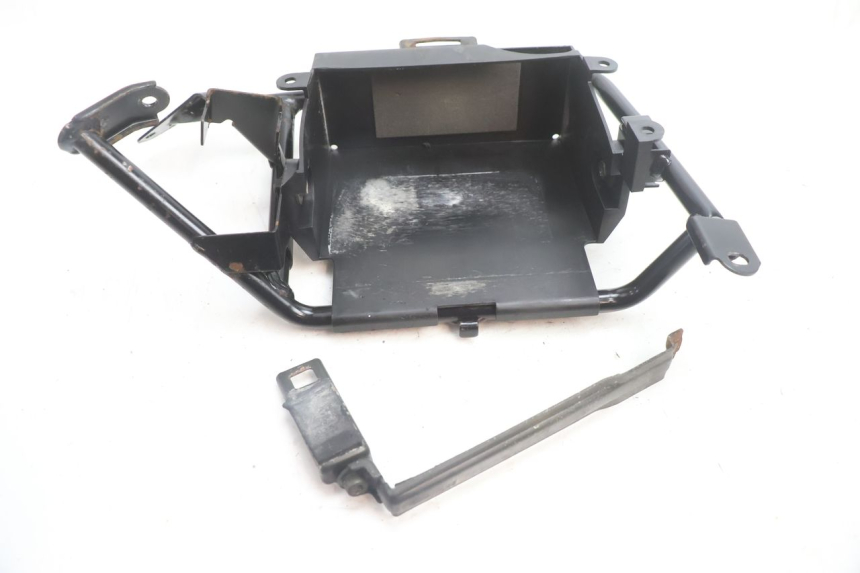 photo de BAC A BATTERIE YAMAHA FJR 1300 (2001 - 2005) - Zoom état d’usage