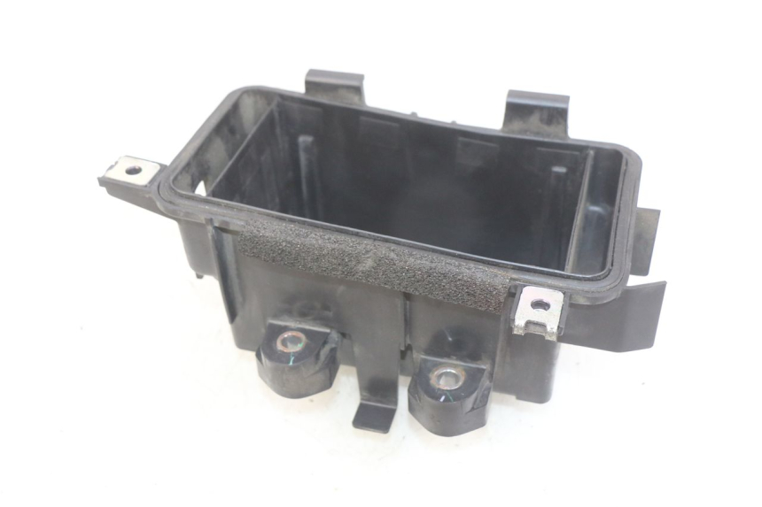 photo de BAC A BATTERIE HONDA FJS SILVERWING SILVER WING 400 (2009 - 2016) - Détail de la pièce