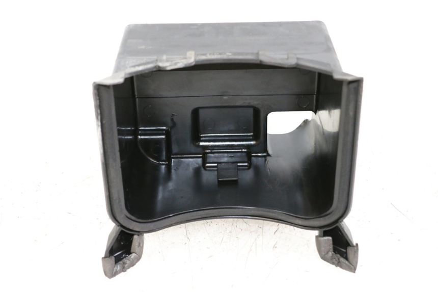 photo de BAC A BATTERIE MBK FLAME X 125 (2007 - 2016) - Gros plan technique