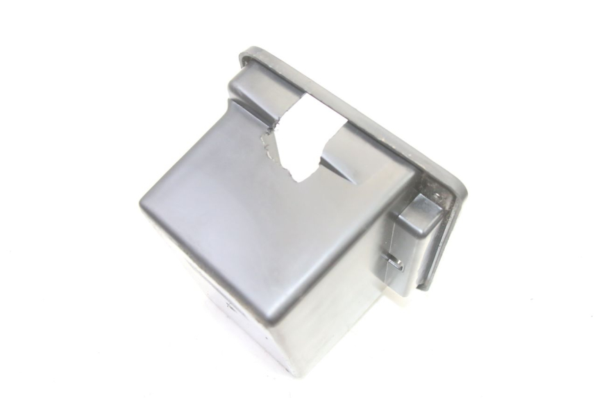 photo de BAC A BATTERIE VENESI FLY RETRO 4T 50 (2020 - 2025) - Autre angle de vue