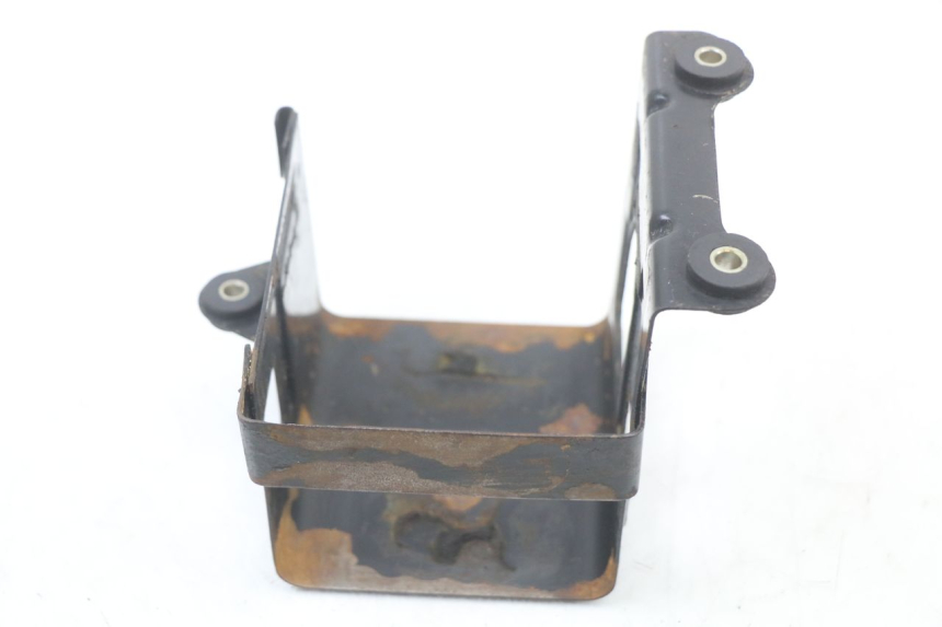 photo de BAC A BATTERIE SUZUKI GSX E 250 (1982 - 1983) - Zoom état d’usage