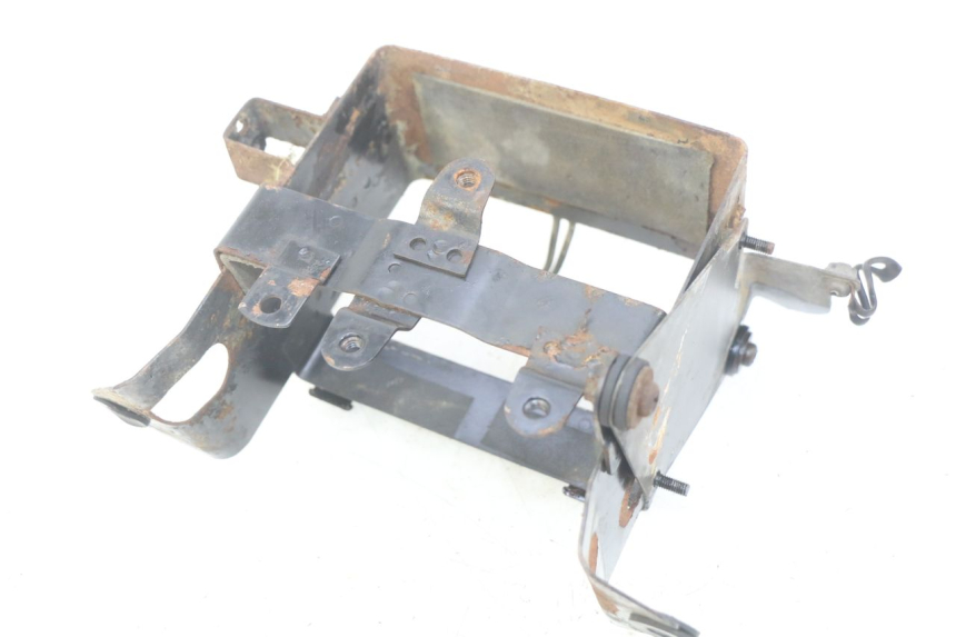 photo de BAC A BATTERIE SUZUKI GSX-F GSX  F 1100 (1988 - 1994) - Zoom état d’usage