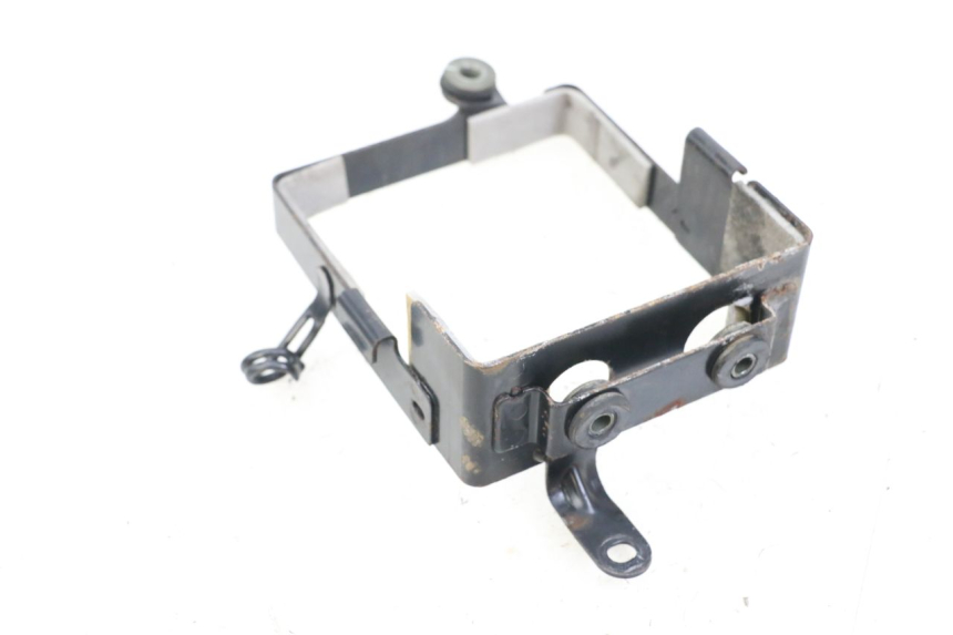 photo de BAC A BATTERIE SUZUKI GZ MARAUDER 125 (1998 - 2004) - Autre angle de vue