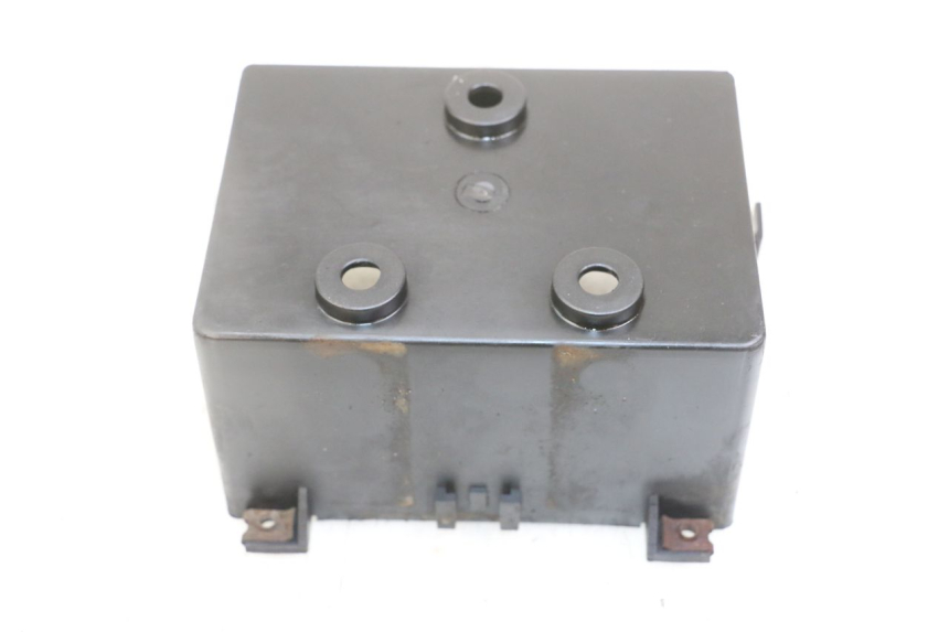 photo de BAC A BATTERIE KYMCO DINK 4T 50 (2007 - 2018) - Détail de la pièce