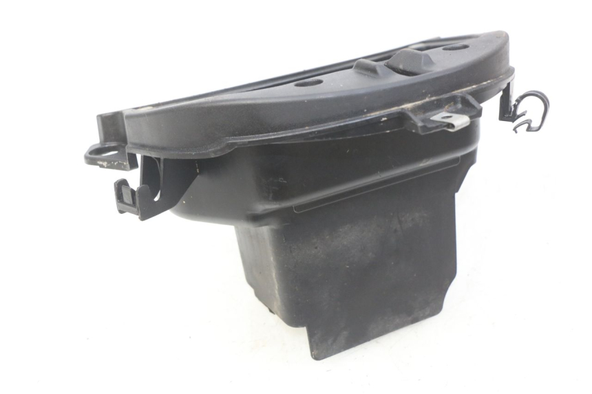 photo de BAC A BATTERIE PIAGGIO LIBERTY IGET 4T 50 (2015 - 2020) - Autre angle de vue