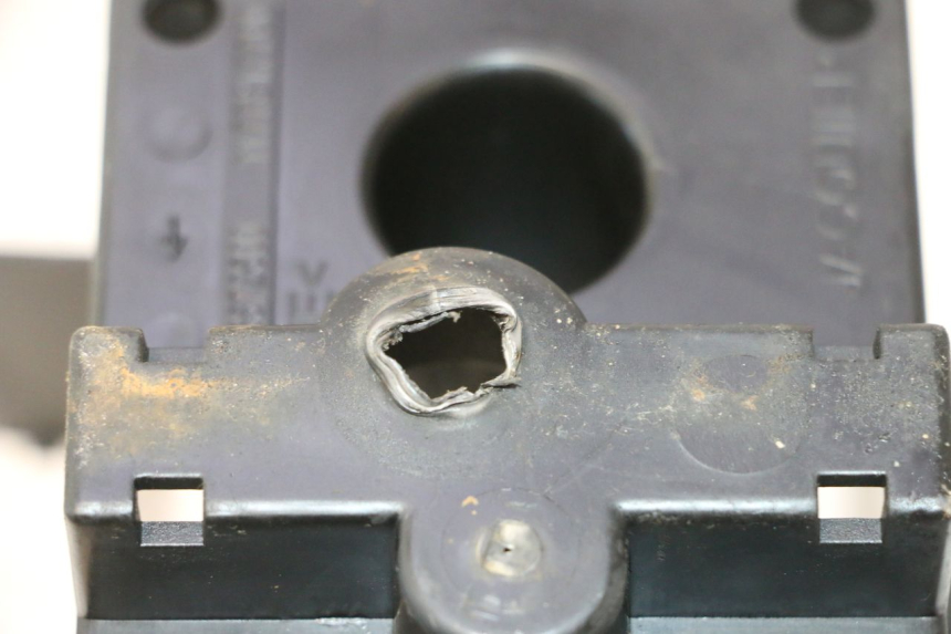 photo de BAC A BATTERIE PEUGEOT LUDIX PRO 2T 50 (2010 - 2017) - Zoom état d’usage