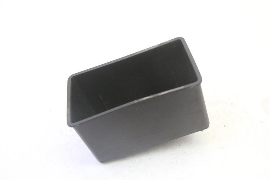 photo de BAC A BATTERIE PIAGGIO LXV 4T 50 (2009 - 2013) - Vue principale