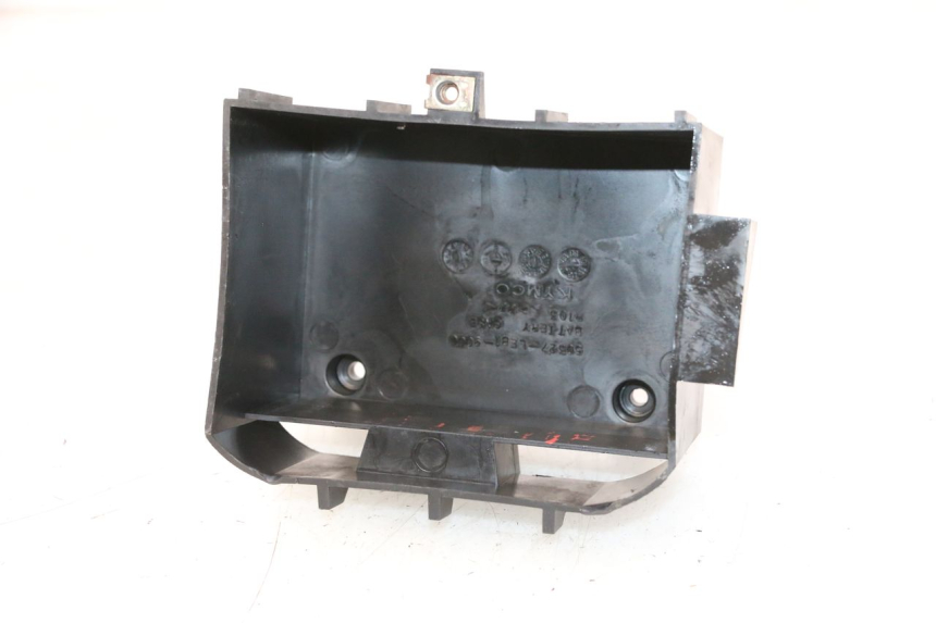 photo de BAC A BATTERIE KYMCO MOVIE S 125 (2009 - 2018) - Vue principale