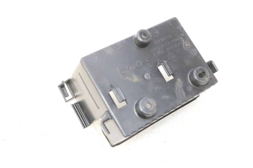 photo de BAC A BATTERIE KYMCO LIKE 4T 50 (2019 - 2025) - Zoom état d’usage