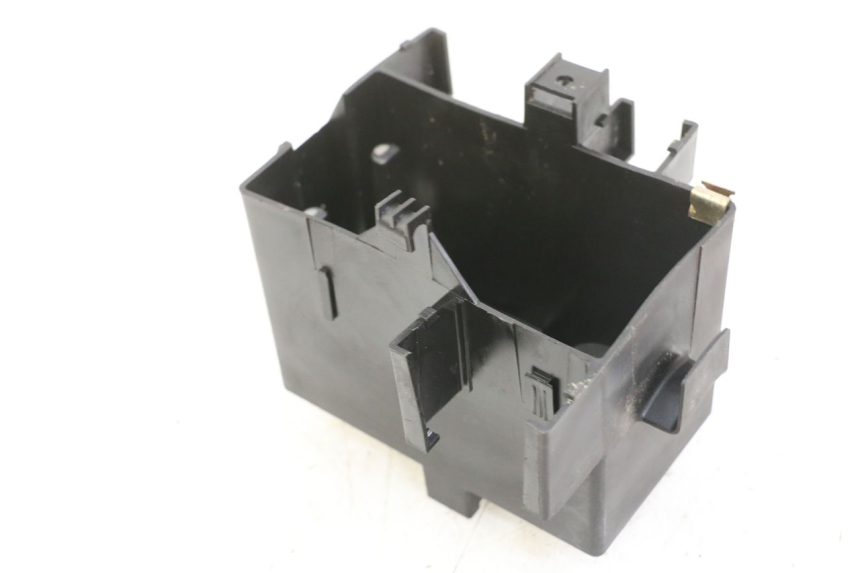 photo de BAC A BATTERIE PEUGEOT LUDIX ONE 50 (2005 - 2008) - Autre angle de vue