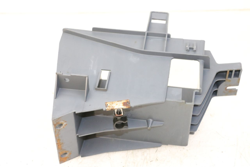 photo de BAC A BATTERIE PEUGEOT SATELIS COMPRESSOR K15 125 (2006 - 2009) - Zoom état d’usage