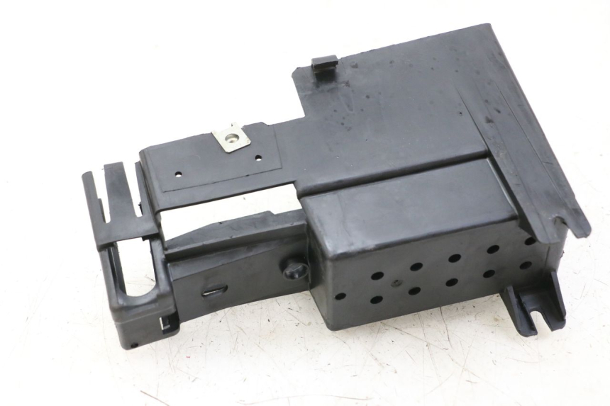 photo de BAC A BATTERIE PEUGEOT TREKKER TKR 50 (2005 - 2014) - Détail de la pièce