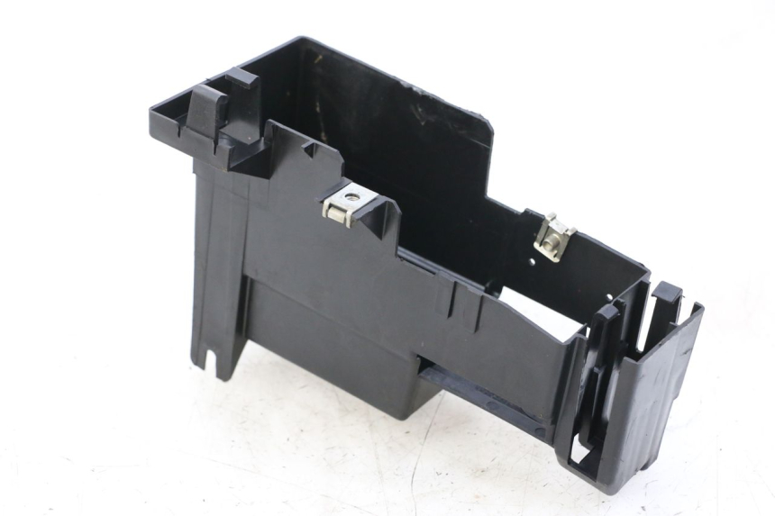 photo de BAC A BATTERIE PEUGEOT TREKKER TKR 50 (2005 - 2014) - Autre angle de vue