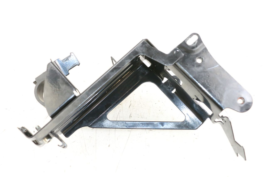 photo de BAC A BATTERIE ROYAL ENFIELD CONTINENTAL GT 650 (2019 - 2024) - Détail de la pièce