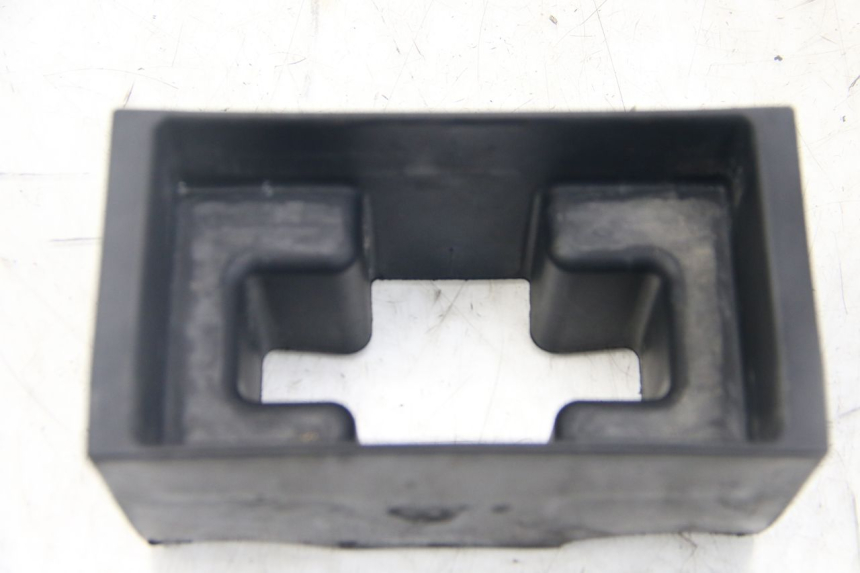 photo de BAC A BATTERIE GILERA RUNNER SP 50 (2009 - 2017) - Autre angle de vue