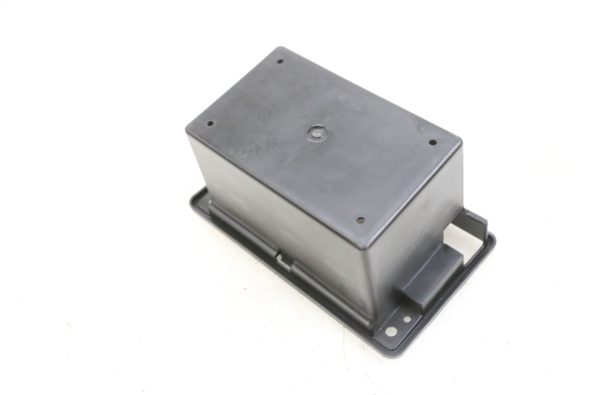 photo de BAC A BATTERIE JM MOTORS SANTANA EVO 50 (2024 - 2026) - Zoom état d’usage