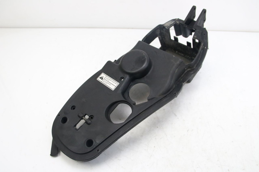 photo de BAC A BATTERIE APRILIA SCARABEO 4T 50 (2009 - 2017) - Détail de la pièce