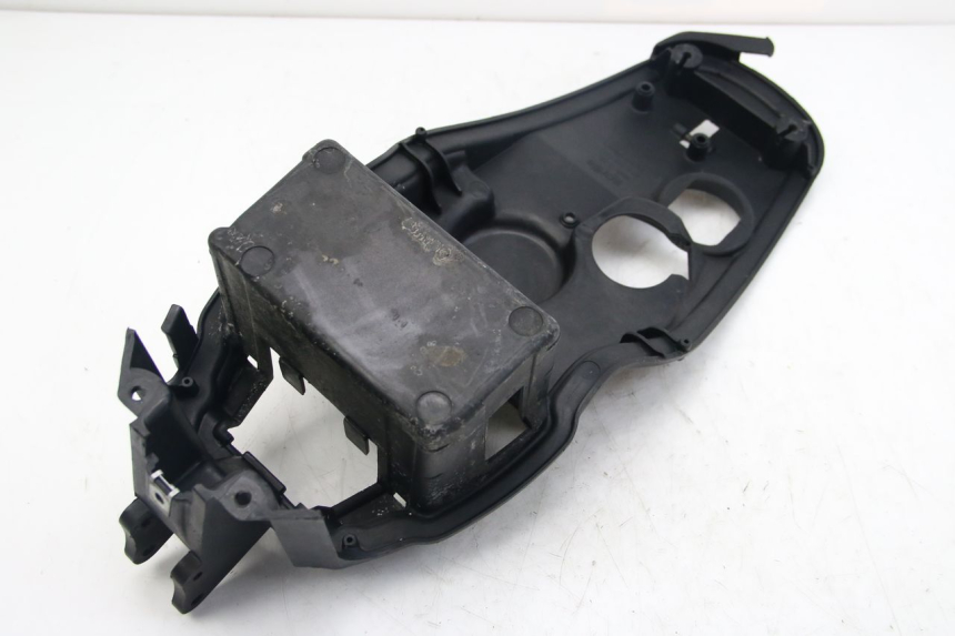 photo de BAC A BATTERIE APRILIA SCARABEO 4T 50 (2009 - 2017) - Détails caractéristiques