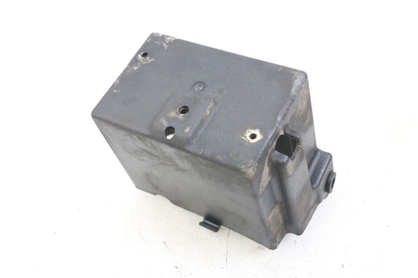 photo de BAC A BATTERIE TRIUMPH SPEED TRIPLE T301 900 (1994 - 1996) - Détail de la pièce