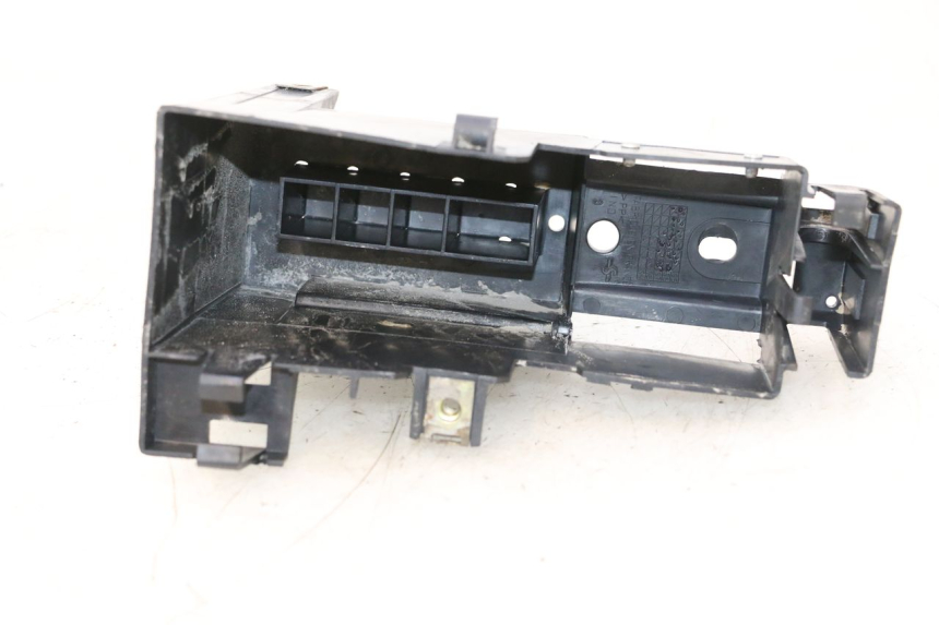 photo de BAC A BATTERIE PEUGEOT SPEEDFIGHT LC 50 (1996 - 2002) - Vue d’ensemble