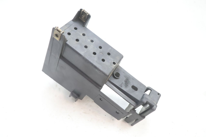 photo de BAC A BATTERIE PEUGEOT SPEEDFIGHT LC 50 (1996 - 2002) - Autre angle de vue