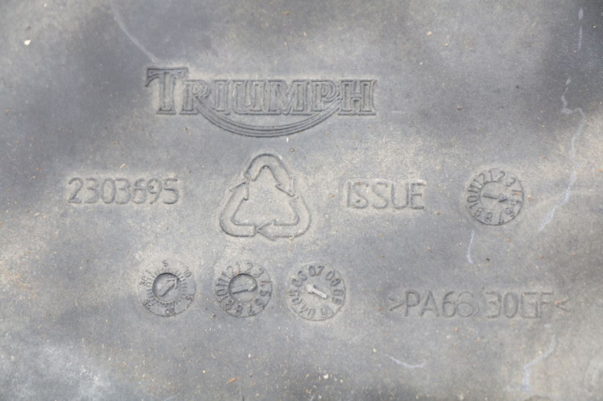 photo de BAC A BATTERIE TRIUMPH SPRINT ST ABS 1050 (2005 - 2007) - Détail de la pièce