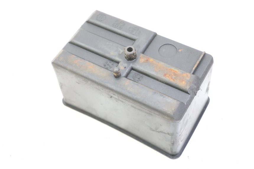 photo de BAC A BATTERIE PIAGGIO VESPA S 2T 50 (2007 - 2014) - Détail de la pièce