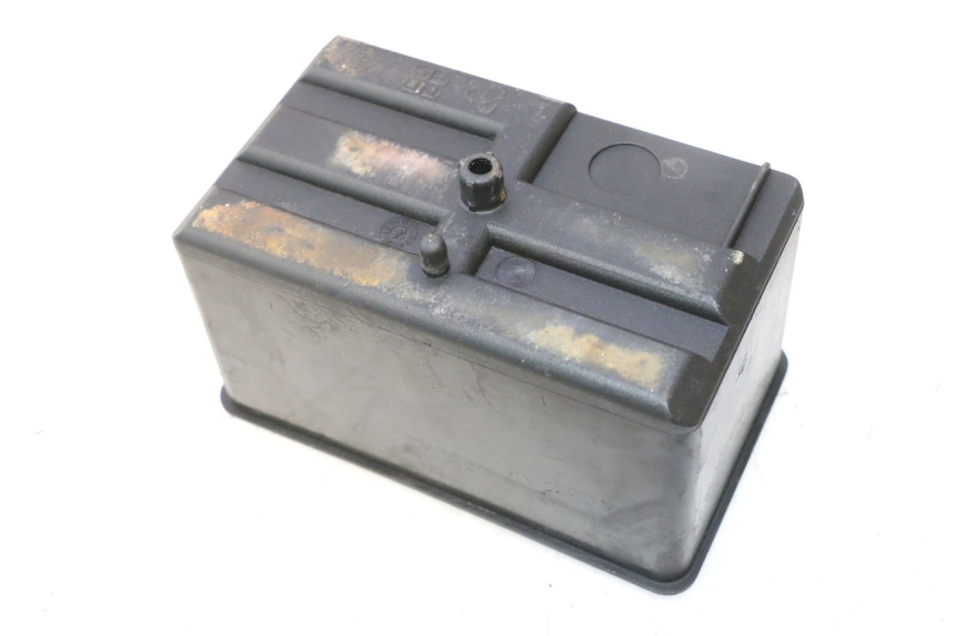 photo de BAC A BATTERIE PIAGGIO VESPA S 2T 50 (2007 - 2014) - Zoom état d’usage